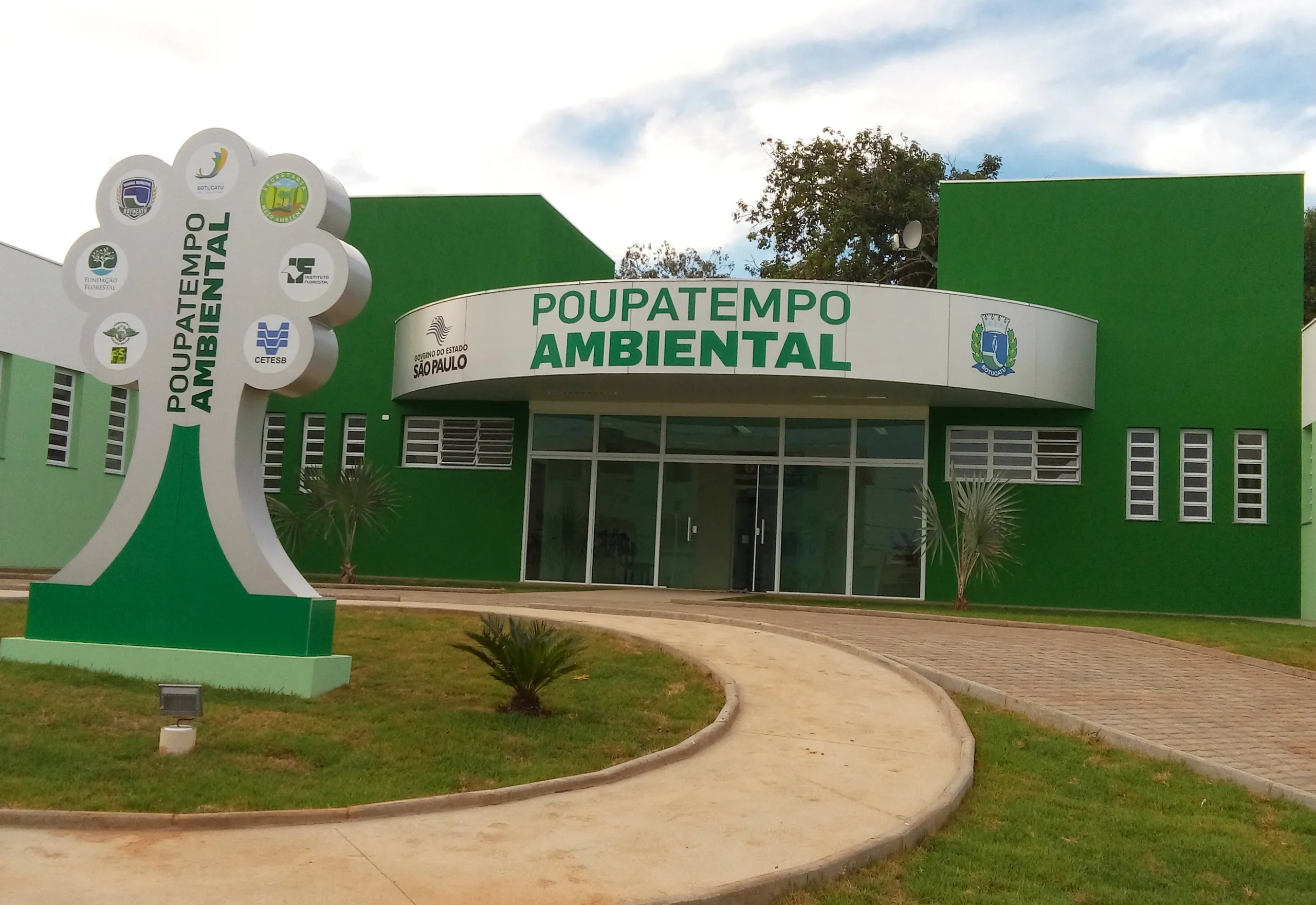 Poupatempo Ambiental: informação e engajamento ambiental em Botucatu
